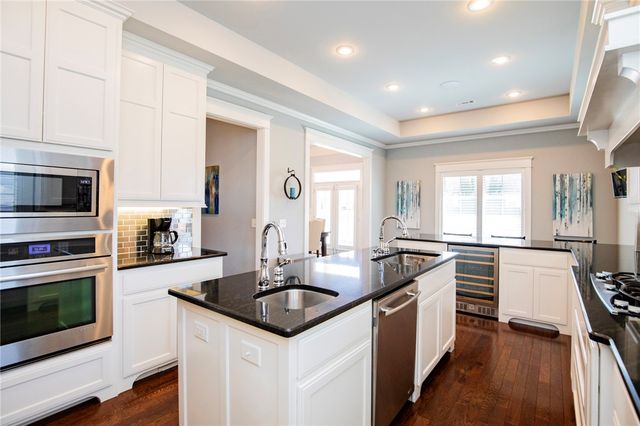 384 Bella Toscana Street, Springdale, AR 72762