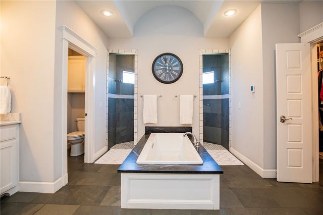 384 Bella Toscana Street, Springdale, AR 72762