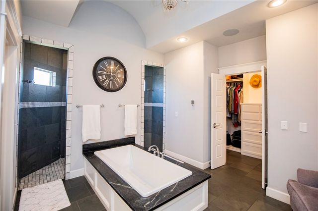 384 Bella Toscana Street, Springdale, AR 72762