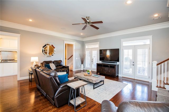 384 Bella Toscana Street, Springdale, AR 72762