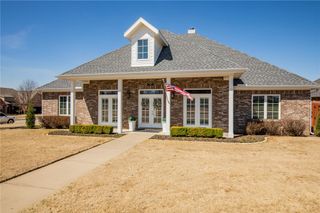 384 Bella Toscana Street, Springdale, AR 72762