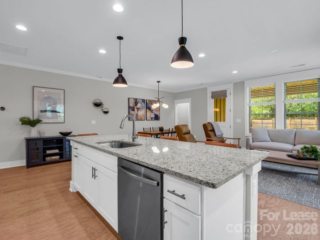 572 Sweet Birch Park Lane, Black Mountain, NC 28711
