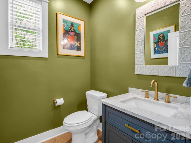 572 Sweet Birch Park Lane, Black Mountain, NC 28711