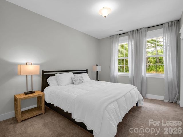 572 Sweet Birch Park Lane, Black Mountain, NC 28711