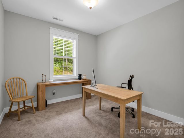 572 Sweet Birch Park Lane, Black Mountain, NC 28711
