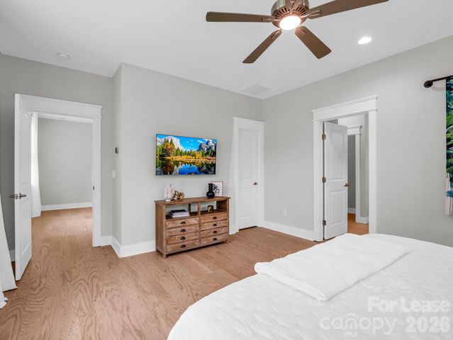 572 Sweet Birch Park Lane, Black Mountain, NC 28711