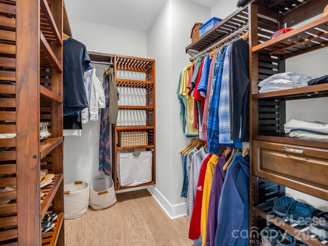 572 Sweet Birch Park Lane, Black Mountain, NC 28711