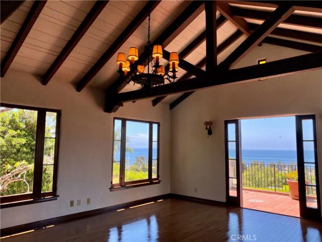 370 High Drive, Laguna Beach, CA 92651