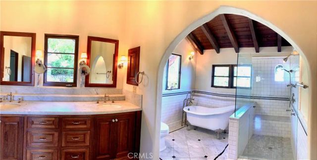 370 High Drive, Laguna Beach, CA 92651