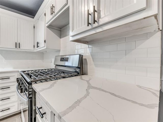 14008 Gateway Drive, Edmond, OK 73013