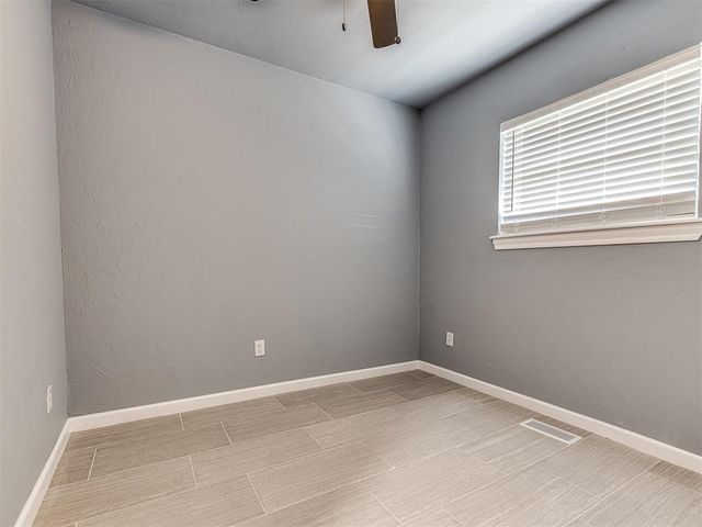 14008 Gateway Drive, Edmond, OK 73013