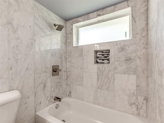 14008 Gateway Drive, Edmond, OK 73013