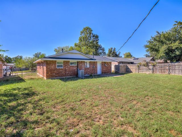 14008 Gateway Drive, Edmond, OK 73013