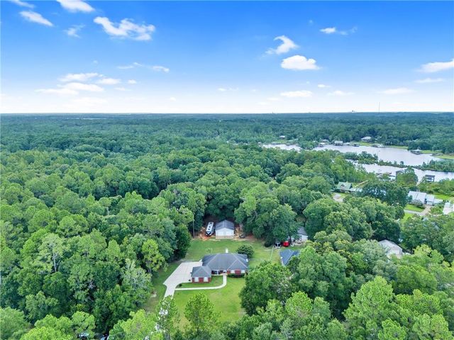 4620 Dresden Drive, Theodore, AL 36582