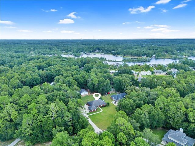 4620 Dresden Drive, Theodore, AL 36582