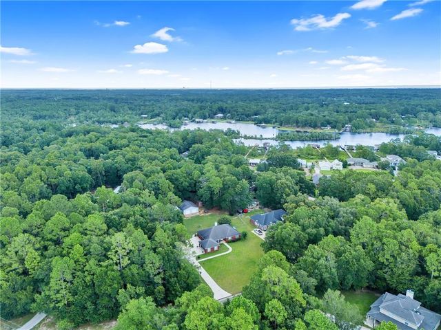 4620 Dresden Drive, Theodore, AL 36582