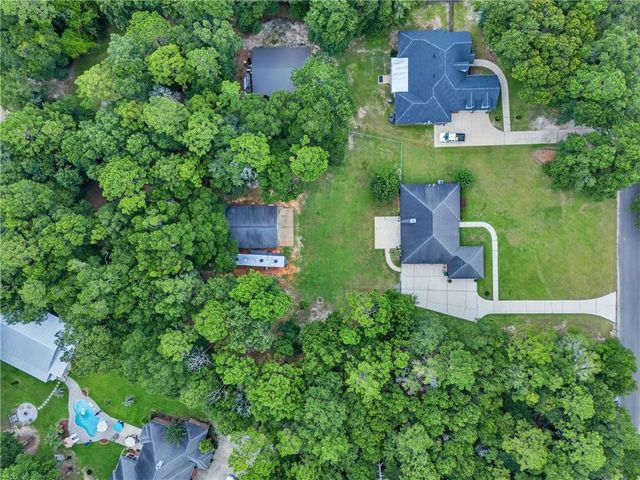 4620 Dresden Drive, Theodore, AL 36582