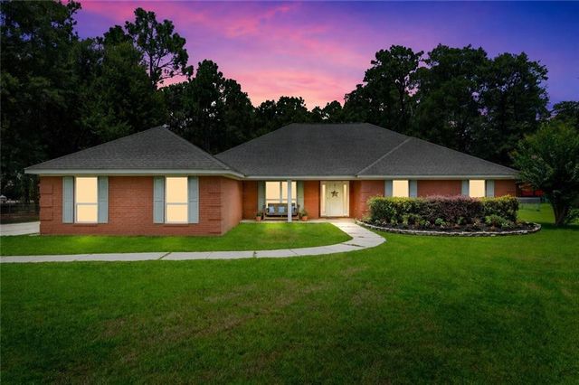 4620 Dresden Drive, Theodore, AL 36582