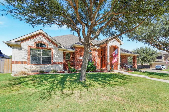 1201 Clairemont Lane, Burleson, TX 76028