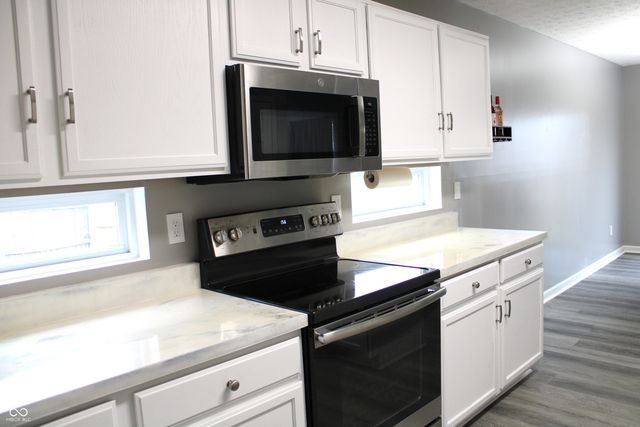 711 Mountain Pine Drive, Greenwood, IN 46143