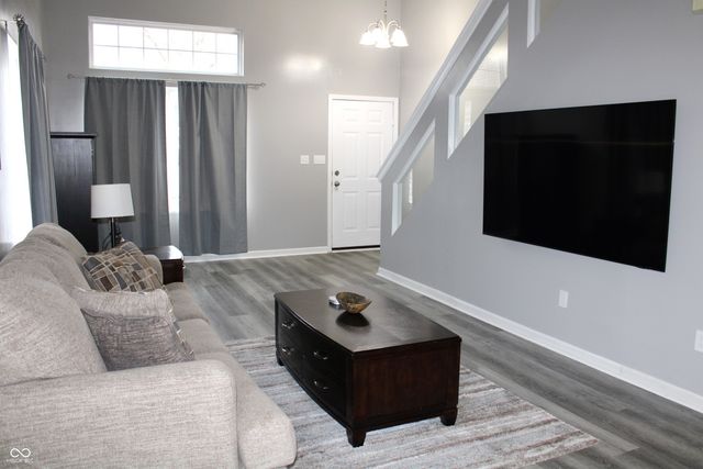 711 Mountain Pine Drive, Greenwood, IN 46143