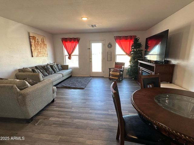 14852 S DIABLO Road, Arizona City, AZ 85123