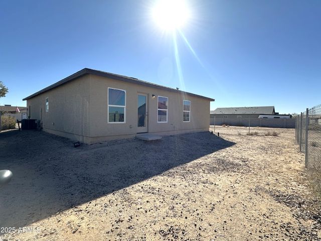 14852 S DIABLO Road, Arizona City, AZ 85123