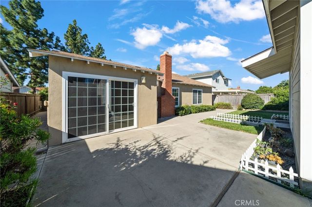 3105 S. Artesia St, Santa Ana, CA 92704