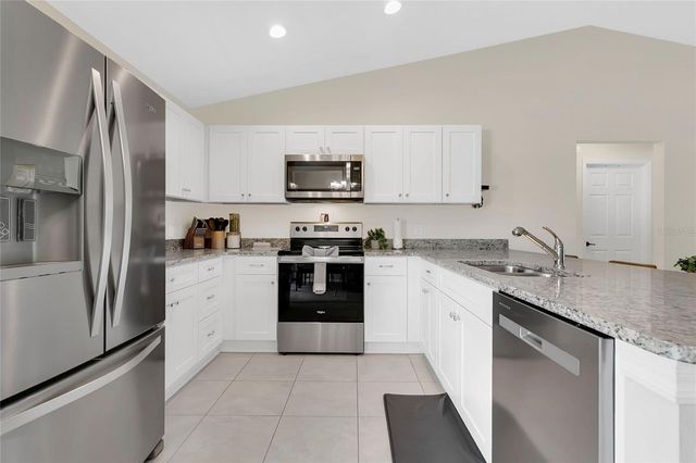 1725 NE 160TH PLACE, Citra, FL 32113