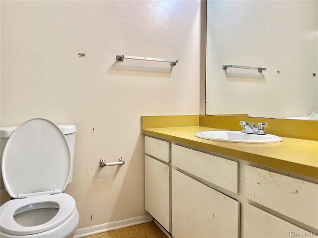 7250 S Gaylord Street C16, Littleton, CO 80122