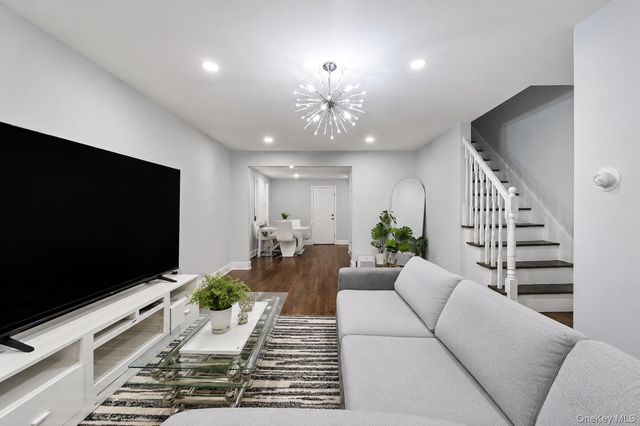 17826 Zoller Road, Springfield Gardens, NY 11434