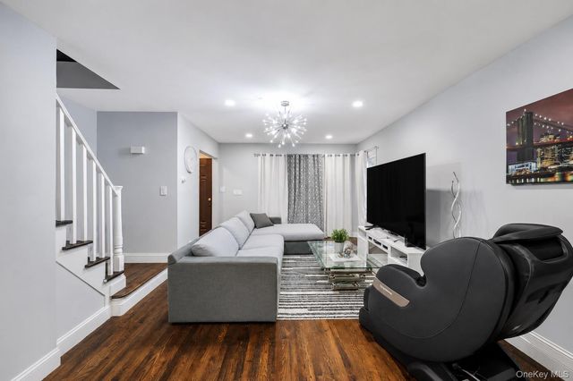 17826 Zoller Road, Springfield Gardens, NY 11434