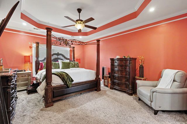 4104 Stony Point Dr, La Vergne, TN 37086