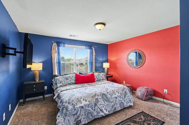 4104 Stony Point Dr, La Vergne, TN 37086