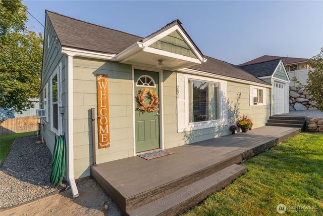 251 Rimrock Way, East Wenatchee, WA 98802