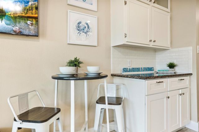 6102 Seawall Boulevard 365, Galveston, TX 77551