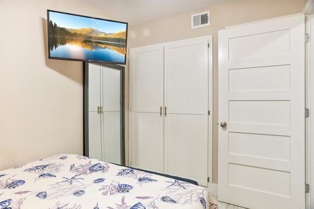 6102 Seawall Boulevard 365, Galveston, TX 77551