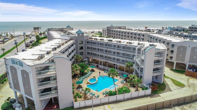 6102 Seawall Boulevard 365, Galveston, TX 77551
