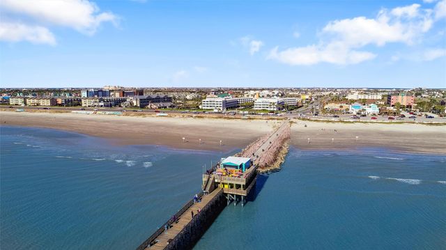 6102 Seawall Boulevard 365, Galveston, TX 77551