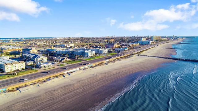 6102 Seawall Boulevard 365, Galveston, TX 77551