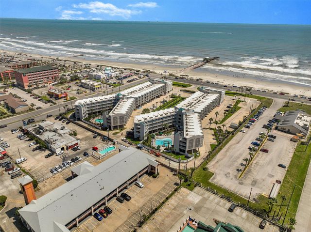 6102 Seawall Boulevard 365, Galveston, TX 77551