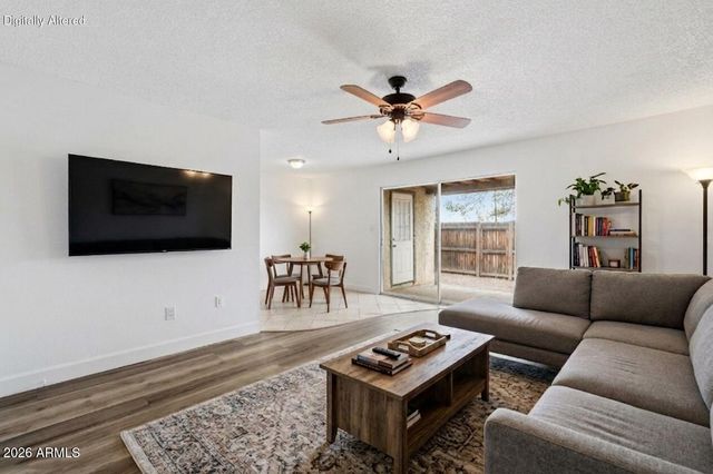 5955 W GOLDEN Lane, Glendale, AZ 85302