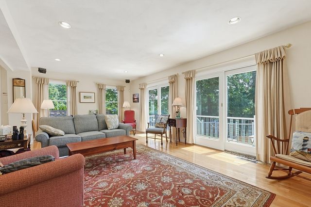82 Ridge Road, Foxboro, MA 02035