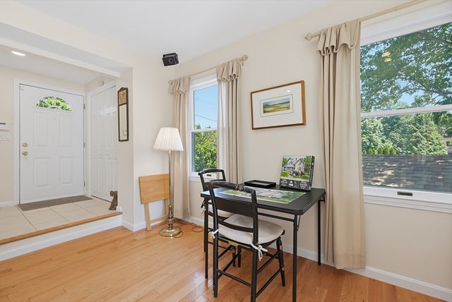 82 Ridge Road, Foxboro, MA 02035