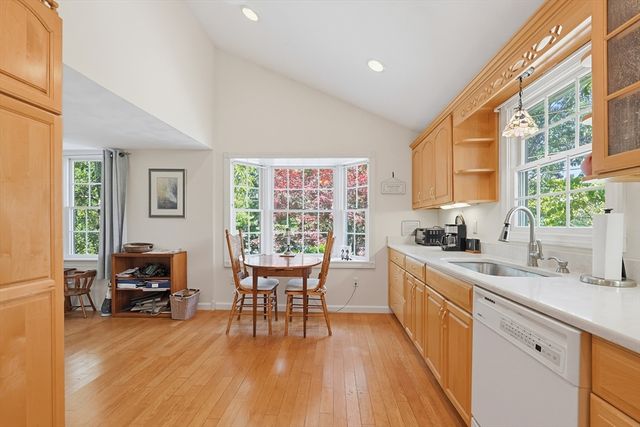 82 Ridge Road, Foxboro, MA 02035