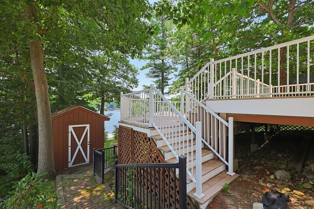 82 Ridge Road, Foxboro, MA 02035
