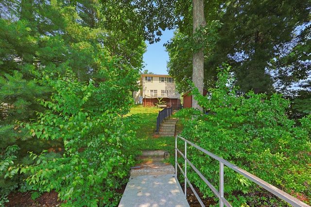 82 Ridge Road, Foxboro, MA 02035