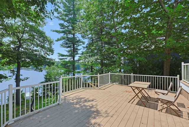 82 Ridge Road, Foxboro, MA 02035