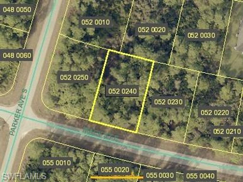 1017 Macy ST E, LEHIGH ACRES, FL 33974 — photo 2