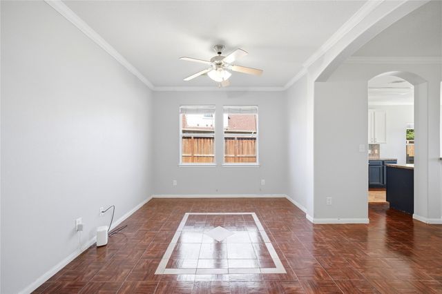 1707 N N Highlands Crossing, Highlands, TX 77562